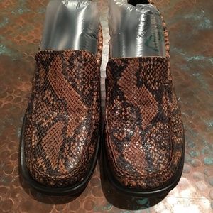 Kenneth Cole Snakeskin Loafer